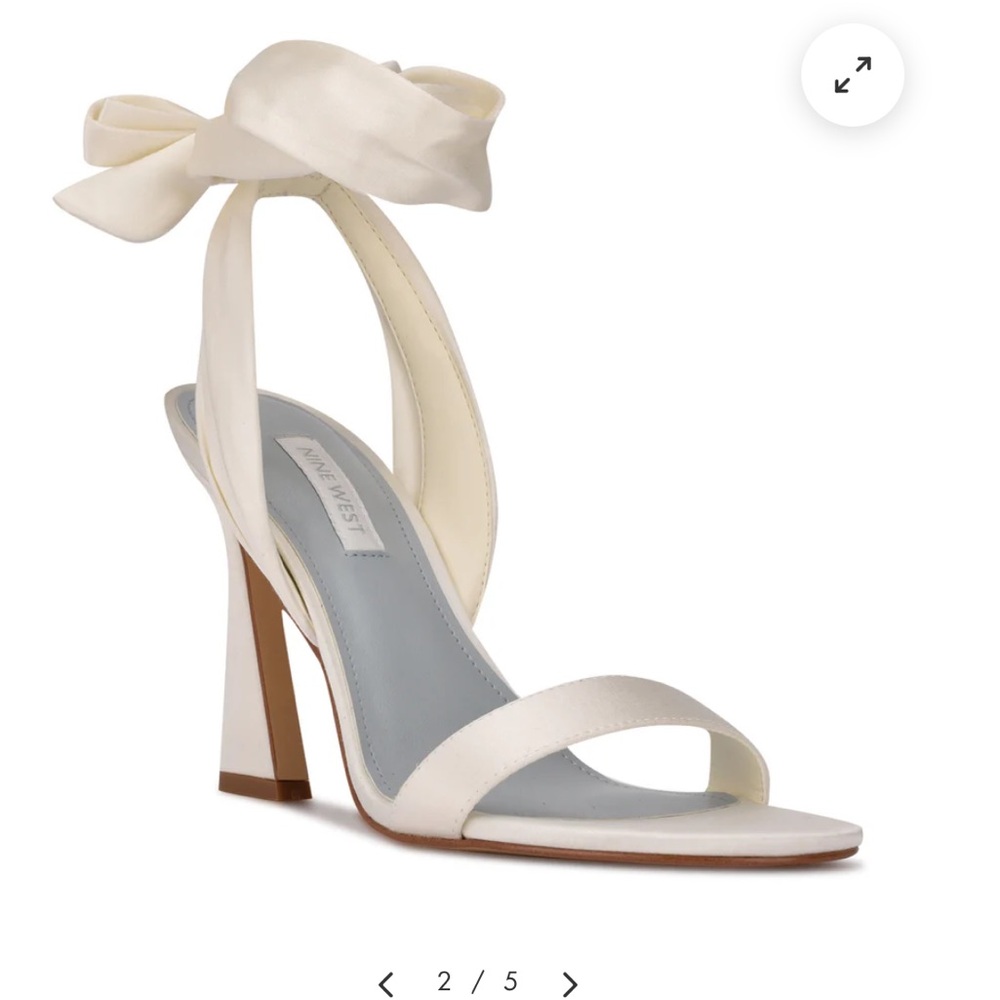 Nine West ivory heel